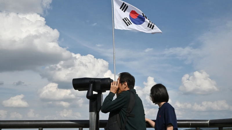 半島局勢(shì)觀察：朝鮮炸毀邊境道路，韓國(guó)鳴槍示警