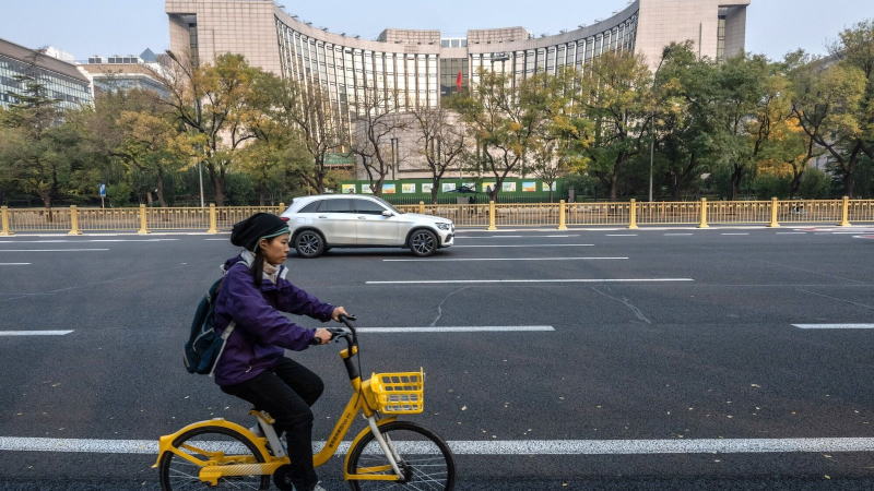 中國的商業(yè)銀行如預(yù)期維持貸款利率不變