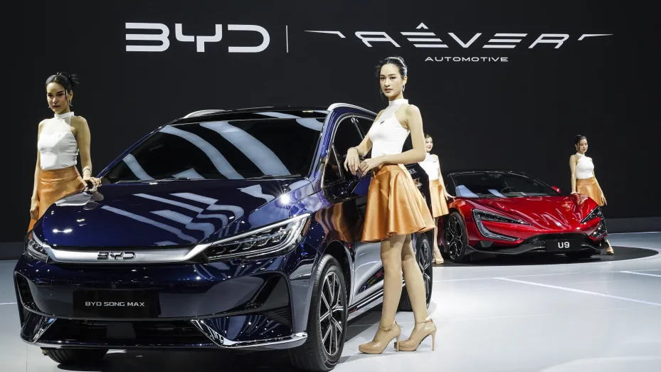 比亞迪今年的汽車銷量達(dá)到427萬輛，再創(chuàng)新高