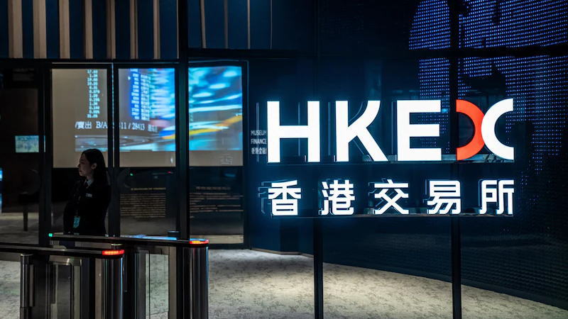 強勁數據抵消了OECD警告的影響，恒指與美國股指期貨齊升