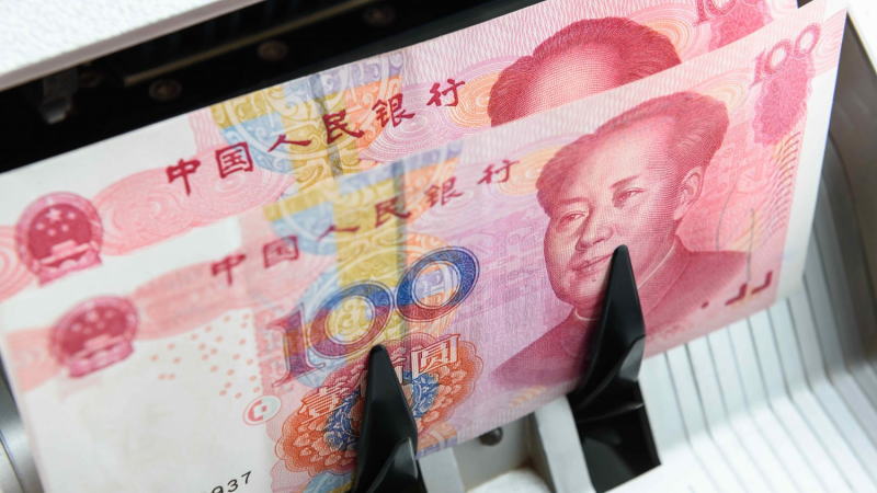 在岸人民幣不動如山而人民幣兌一籃子貿(mào)易伙伴貨幣飆升，這意味著什么？