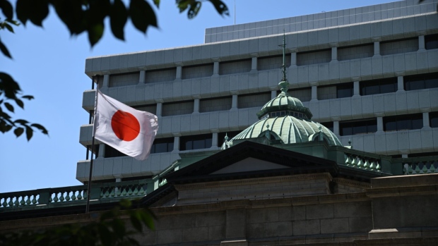 日本央行利率決定解讀：如預(yù)期維持利率不變，如果國(guó)內(nèi)外事態(tài)發(fā)展有利可能最早6月恢復(fù)加息