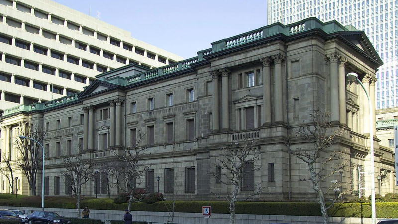 市場(chǎng)干預(yù)的效果越來越弱，或迫使日本央行本月采取鷹派行動(dòng)
